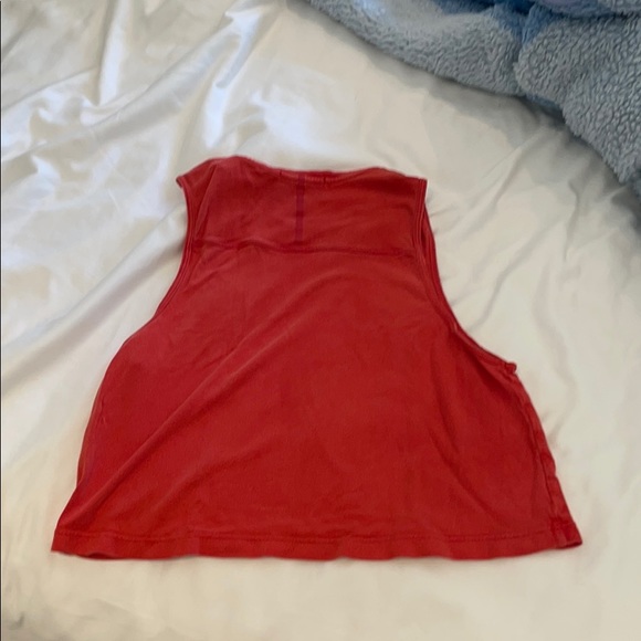 Muscle tank - Picture 2 of 2